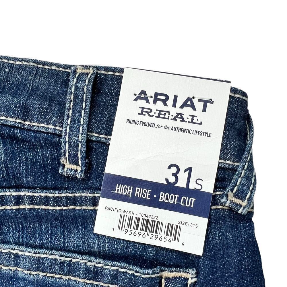 New Women’s Ariat R.E.A.L. High Rise Dorothy Boot Cut Jean Size 31 Short - Picture 8 of 12